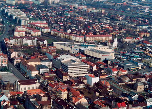 An aerial view of the Buza and Heroes Square area of Miskolc. Photo taken before 2006