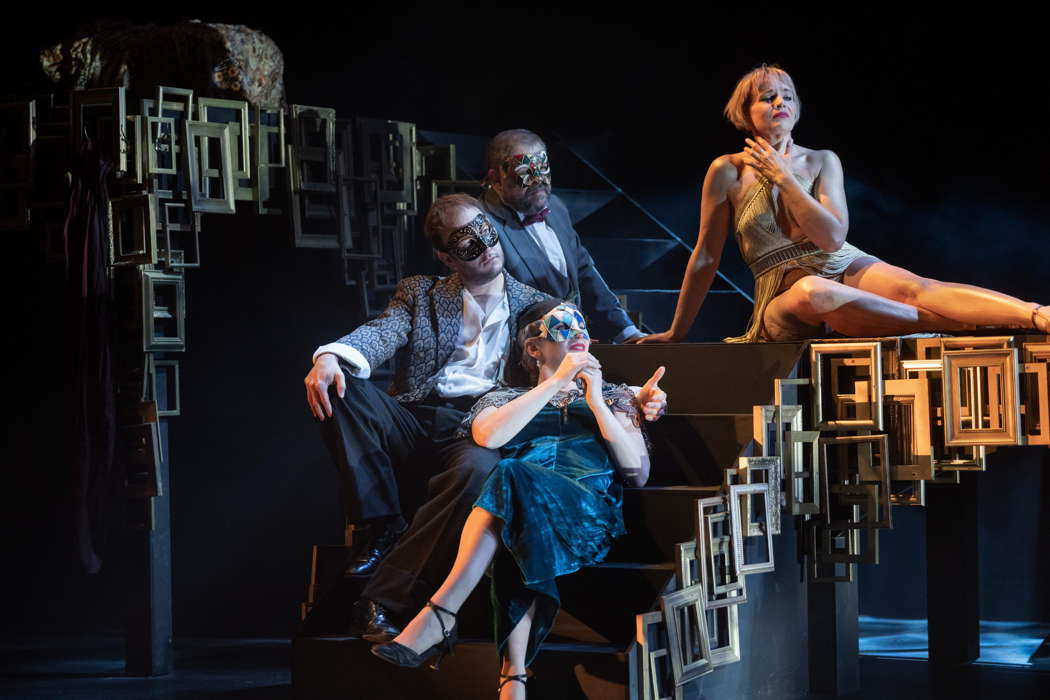 Rachel Nicholls as Marietta teams up with Pierrot and the Harlequins in Longborough Festival Opera's staging of Korngold's 'Die tote Stadt'. Photo © 2022 Matthew Williams-Ellis