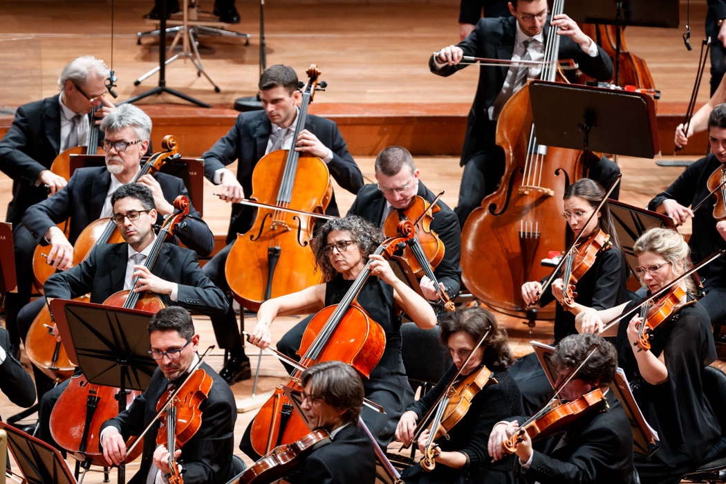 String players from the Orchestra dell'Accademia Nazionale di Santa Cecilia performing Brahms. Photo © 2023 Riccardo Musacchio
