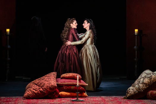 Maria Agresta as Anna Bolena and Carmela Remigio as Giovanna Seymour in Donizetti's 'Anna Bolena' at Teatro dell'Opera di Roma. Photo © 2019 Yasuko Kageyama