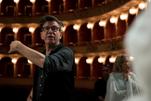 Canadian opera director Robert Carsen in Rome. Photo © 2019 Fabrizio Sansoni