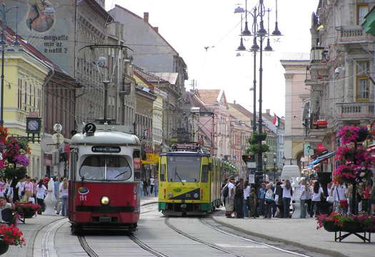 Széchenyi street, Miskolc, Hungary. Photo © 2005 József Birincsik