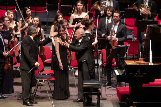 Riccardo Muti, Maurizio Pollini and members of the Orchestra Giovanile Cherubini. Photo © 2019 Silvia Lelli