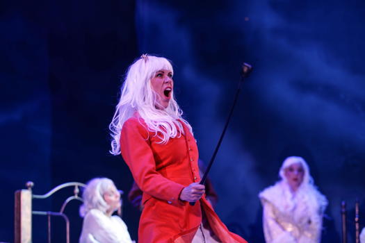 Lynsey Docherty as Diana in Opera Della Luna's 'Orpheus in the Underworld'. Photo © 2019 Craig Fuller