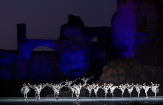 A scene from Tokyo Ballet's 'The Kingdom of Shadows' in Rome. Photo © 2019 Yasuko Kageyama
