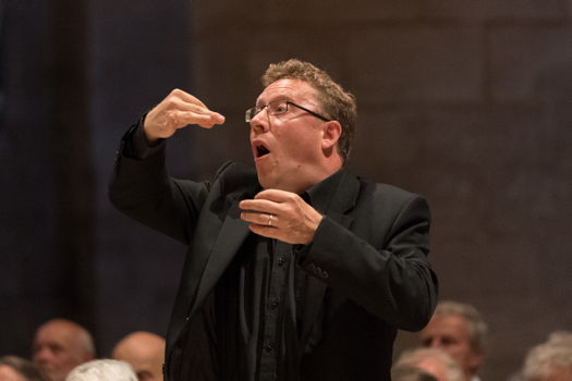 Benjamin Nicholas draws beautifully sensitive performances of James MacMillan and Gabriel Jackson from the now renowned choir of Merton College, Oxford. Photo © 2019 Michael Whitefoot