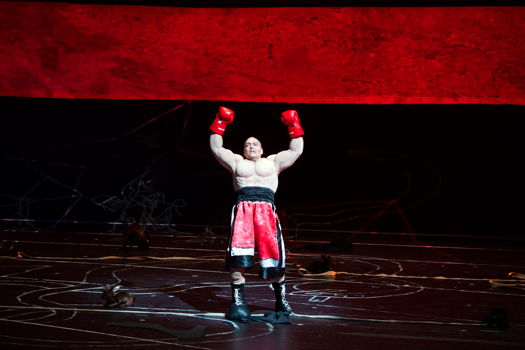 Christopher Maltman in the title role of Enescu's 'Oedipe' at the Salzburg Festival. Photo © 2019 Monika Rittershaus