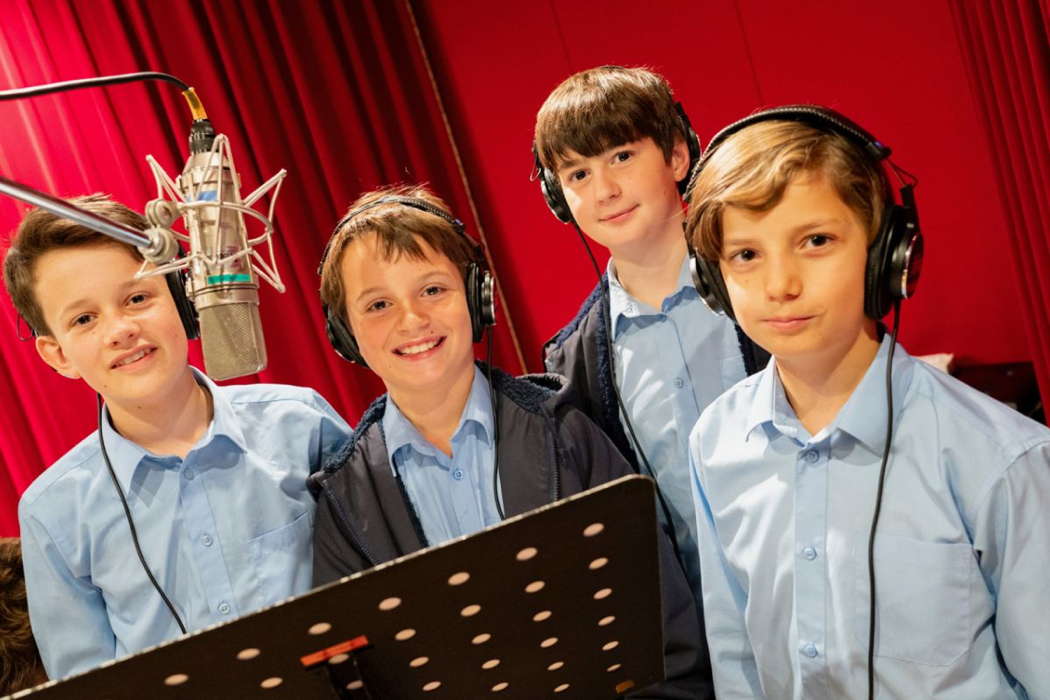 Libera publicity shot