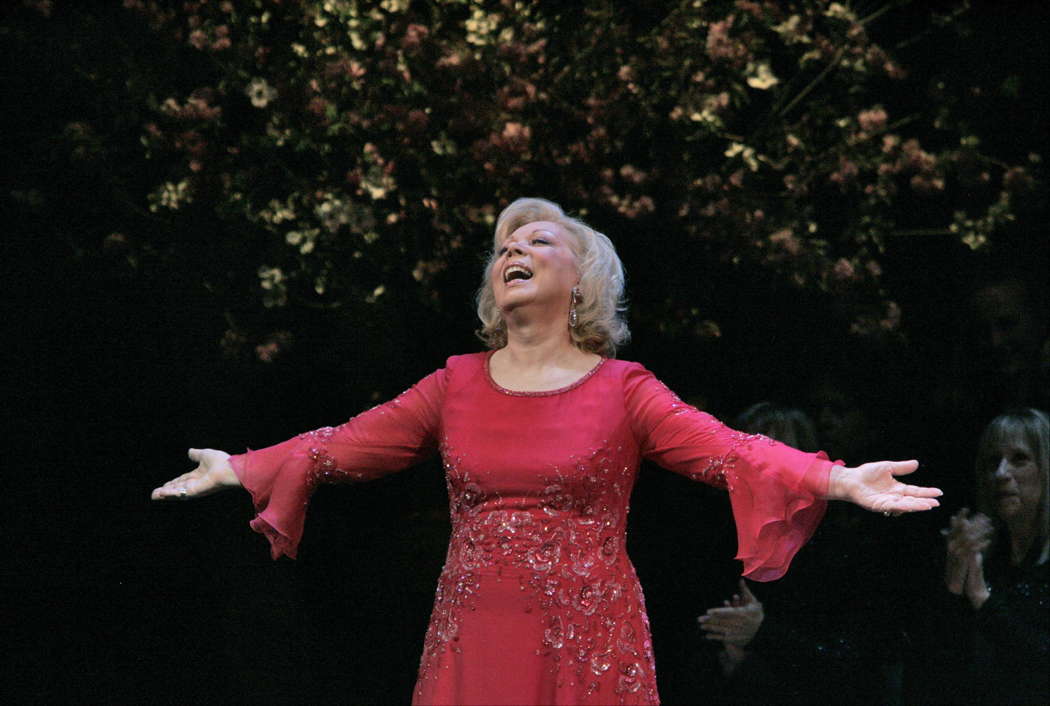 Mirella Freni at the 2005 opera gala held in her honour. Photo © 2005 Ken Howard