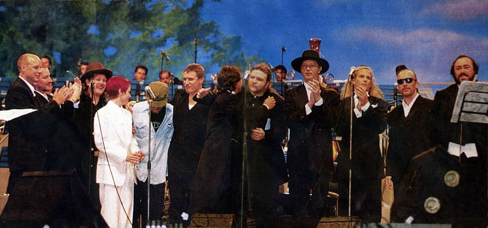 Pavarotti and Friends' 1995 humanitarian concert for the children of Bosnia and Herzegovina, with Nenad Bach (fourth from right) and Luciano Pavarotti (far right)