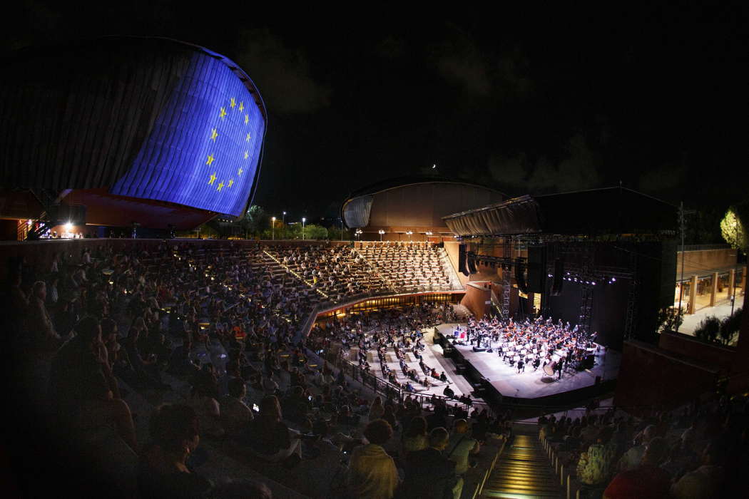 Beethoven's Ninth Symphony on the steps of Rome's Parco della Musica on 24 July 2020. Photo © 2020 Musacchio, Ianniello and Pasqualini