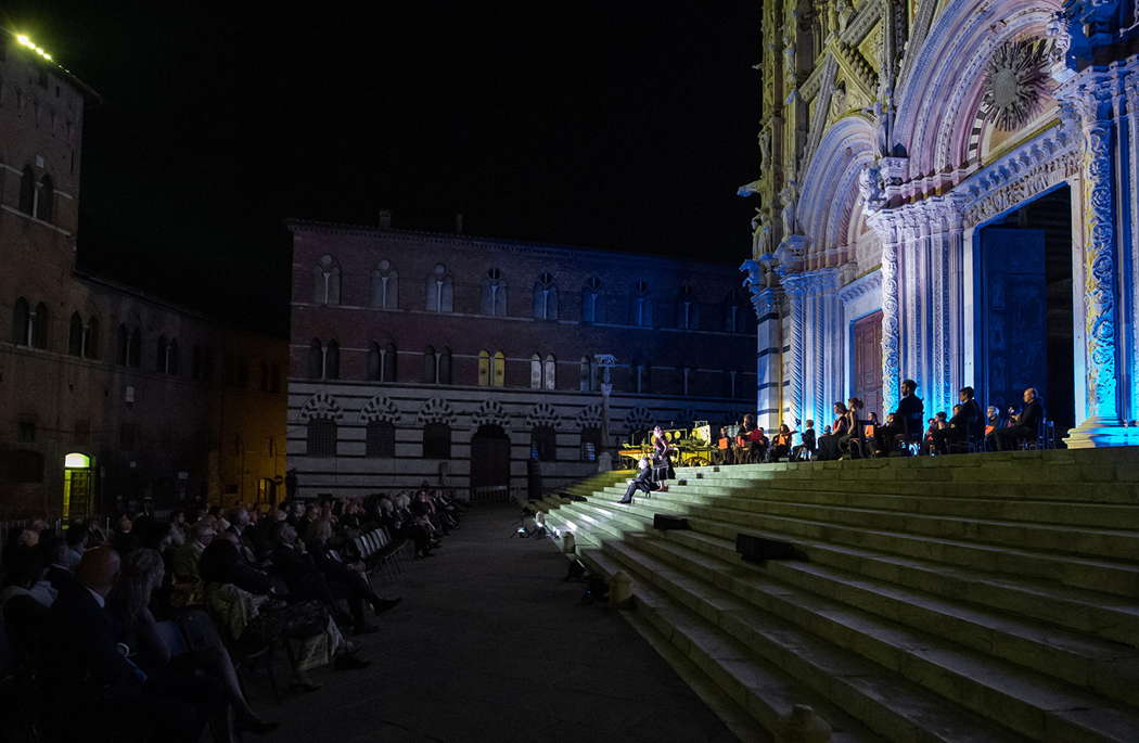 Siena Cathedral Square. Photo © 2020 Roberto Testi