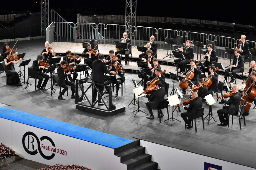 The Mozart Orchestra performing in the Villa Rufolo gardens at the Ravello Festival on 5 September 2020. Photo © 2020 Pino Izzo