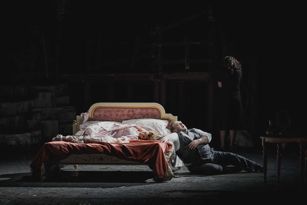 Marina Rebeka as Desdemona and Fabio Sartori as Otello in Act IV of Verdi's 'Otello' in Florence. Photo © 2020 Michele Monasta