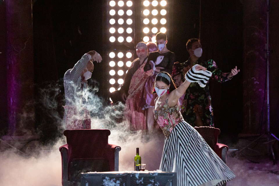 A scene from 'Il crepuscolo dei sogni' (The Twilight of Dreams) at Teatro Massimo. Photo © 2021 Rosellina Garbo