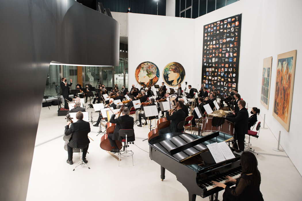 The Teatro dell'Opera di Roma orchestra playing at the Homage to Stravinsky concert. Photo © 2021 Fabrizio Sansoni