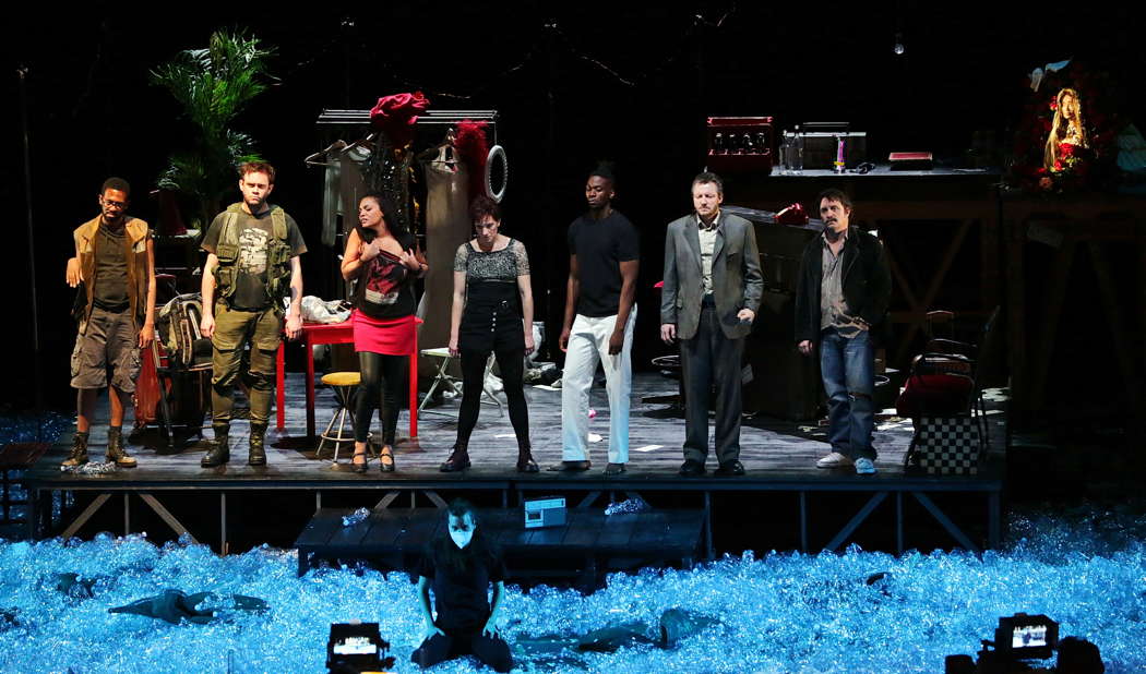 A scene from the Brecht/Weill double bill at Teatro alla Scala. Photo © 2021 Brescia e Amisano