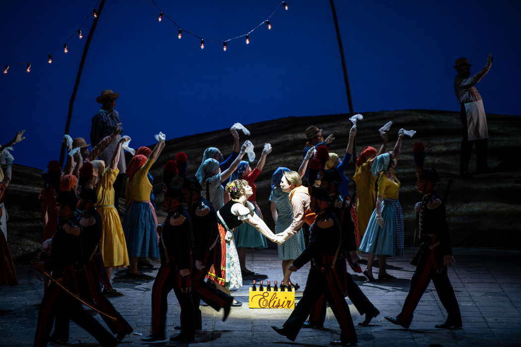 Mariangela Sicilia as Adina and Bogdan Volkov as Nemorino in Donizetti's 'L'Elisir d'Amore' at Teatro Regio Torino. Photo © 2021 Andrea Macchia