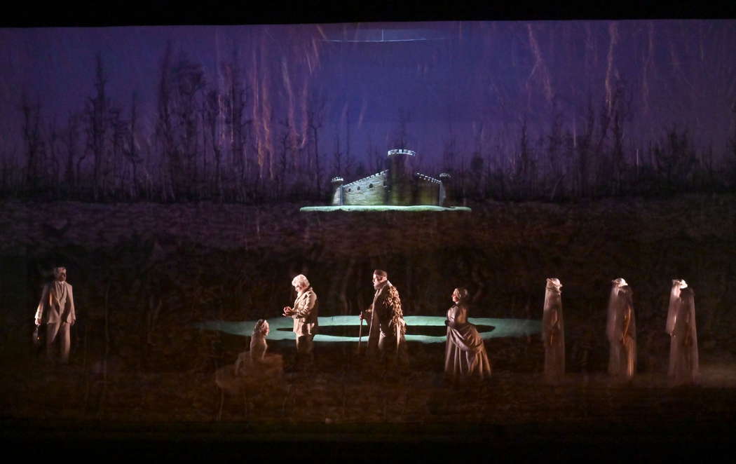 Phillip Addis as Pelléas, Monica Bacelli as Mélisande, Michael Bachtadze as Golaud, Vincent Le Texier as Arkël and Enkelejda Shkoza as Geneviève in 'Pelléas et Mélisande'. Photo © 2021 Roberto Ricci