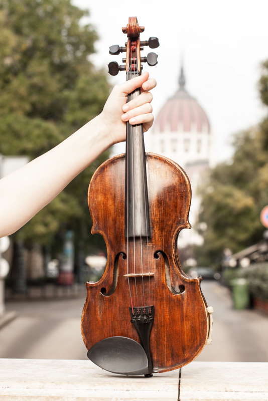 A violin in Budapest, Hungary. Photo © 2020 Tetiana Shyshkina