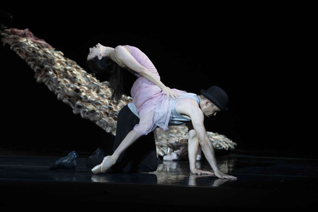 Alessandra Ferri and Carsten Jung in the ballet 'L'Heure Exquise' at the 2021 Ravenna Festival. Photo © 2021 Silvia Lelli