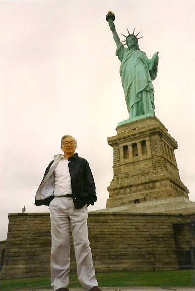 Paul Fu at the Statue of Liberty in New York. Date probably pre-2000. Photographer unknown.
