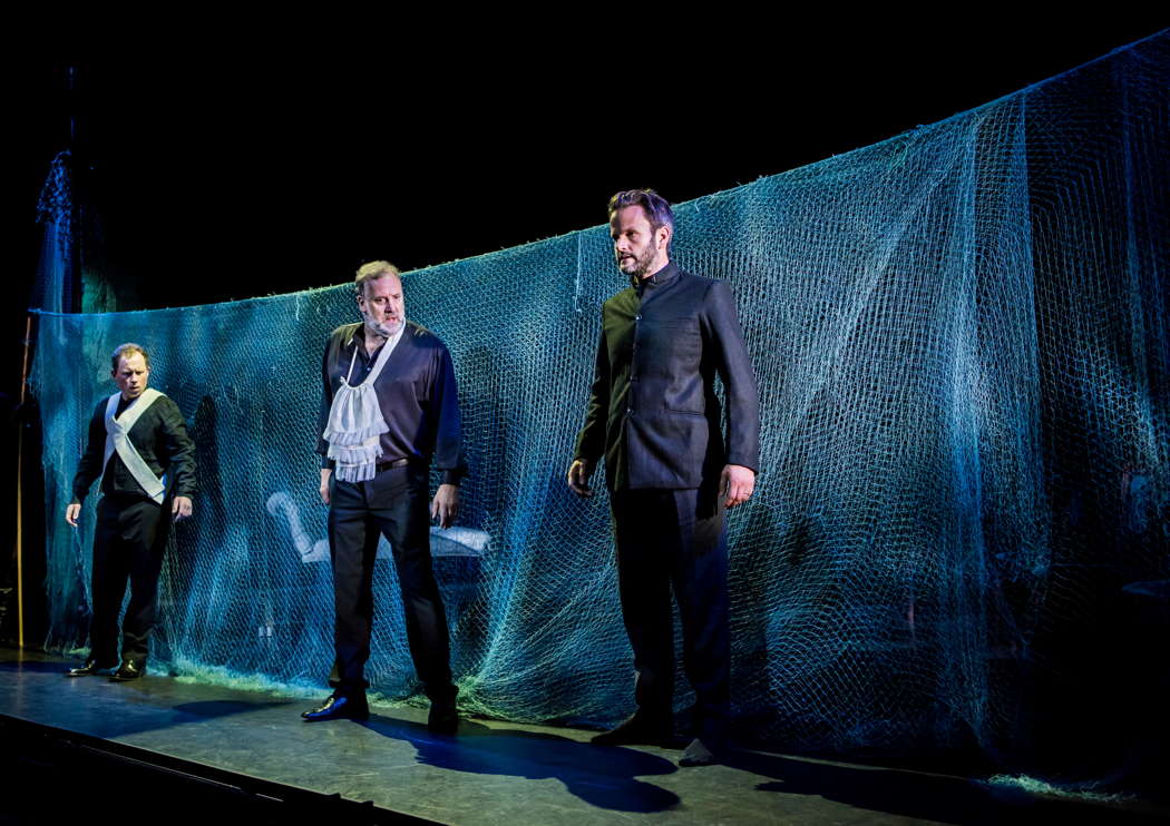 From left to right: David Lee as Aeneas' son Ascanius, Matthew Brook as Aeneas and Timothy Dickinson as Elymas in 'Dido's Ghost' at the Buxton Festival. Photo © 2021 Genevieve Girling