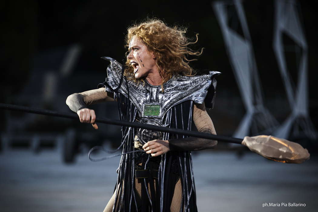 Lucia Lavia as Dionysus in 'Bacchanti'. Photo © 2021 Maria Pia Ballarino