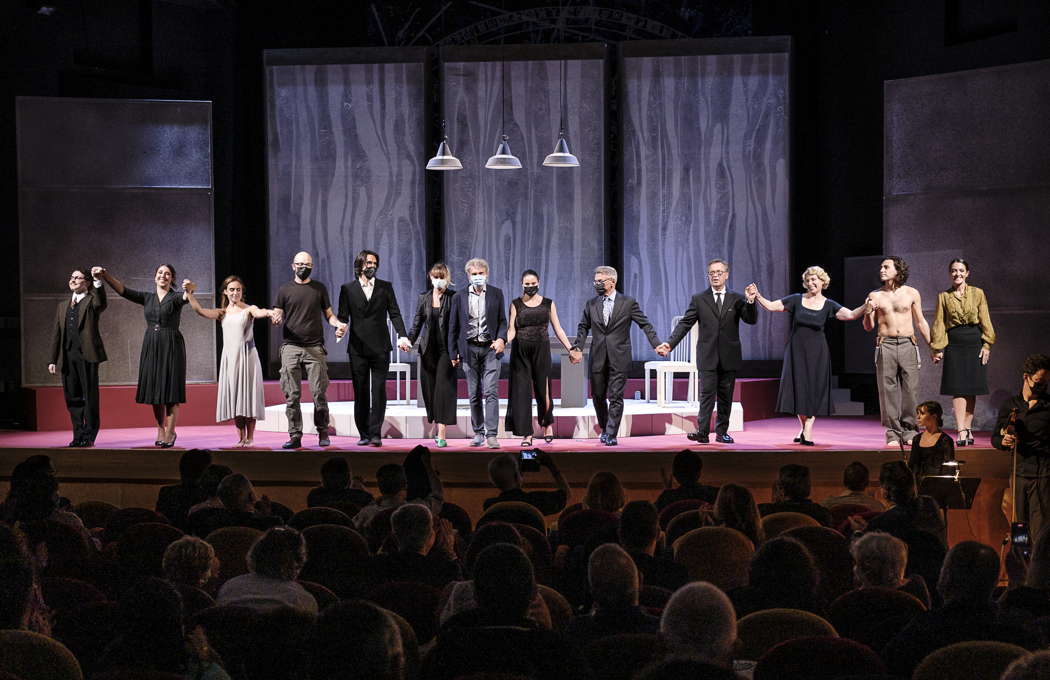 The full cast on stage in Rome at the end of Gian Carlo Menotti's 'La Medium'. Photo © 2021 Andrea Rossi