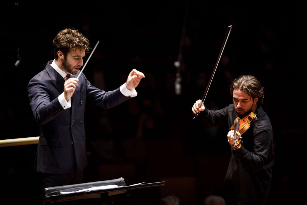 Lorenzo Viotti and Giuseppe Gipponi performing at the Parco della Musica in Rome on 4 November 2021. Photo © 2021 Chiara Pasqualini