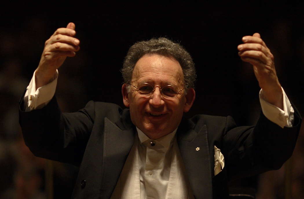 Boris Brott (1944-2022) conducting a Hungarian orchestra in 2007