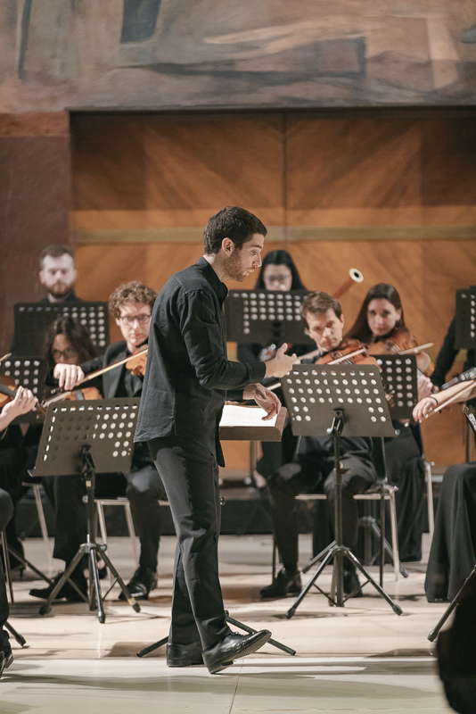 Enrico Saverio Pagano conducts Orchestra da Camera Canova on 14 May 2022. Photo © 2022 Andrea Caramelli and Federico Priori