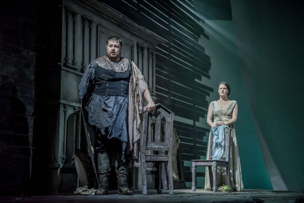 David Ireland as Douglas with Máire Flavin as Elena in Buxton Festival's 'La Donna del Lago'. Photo © 2022 Genevieve Girling