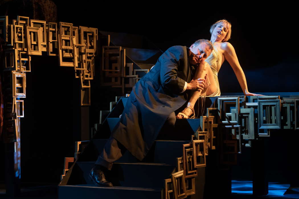 And again, Paul (Peter Auty) is inexorably drawn to the seductive Marietta (Rachel Nicholls) in Carmen Jacobi's eerie and mesmerising staging of 'Die tote Stadt' at Longborough. Photo © 2022 Matthew Williams-Ellis