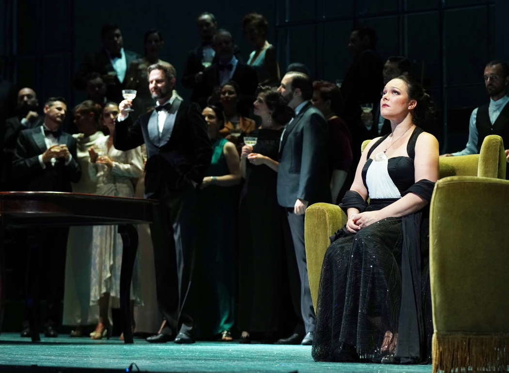 Eleonora Buratto as Desdemona in the Rossini Opera Festival's production of 'Otello' in Pesaro. Photo © 2022 Amati Bacciardi