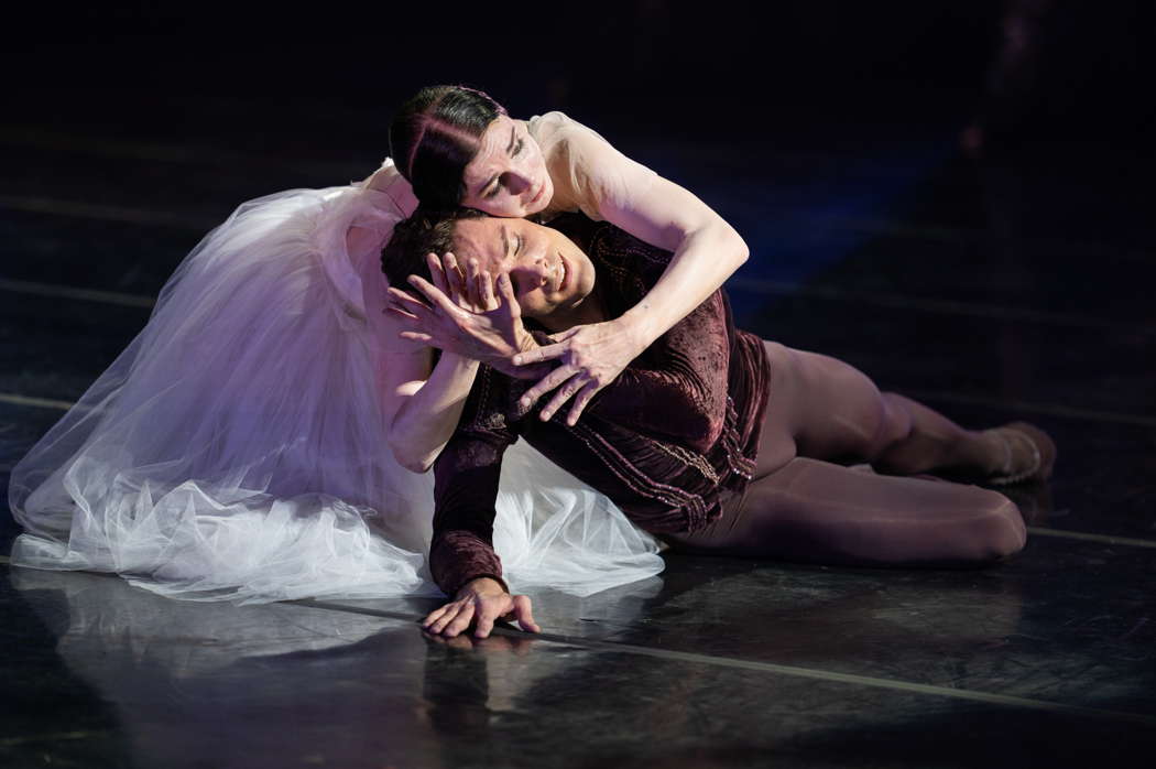 Natalia Osipova as Giselle with Jacopo Tissi as Albrecht in Adam's 'Giselle' at Teatro dell'Opera di Roma. Photo © 2022 Fabrizio Sansoni