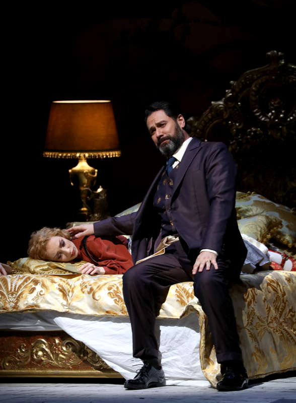 Ildar Abdrazakov as Boris and Anna Denisova as his daughter Ksenja in Musorgsky's 'Boris' at La Scala. Photo © 2022 Brescia e Amisano