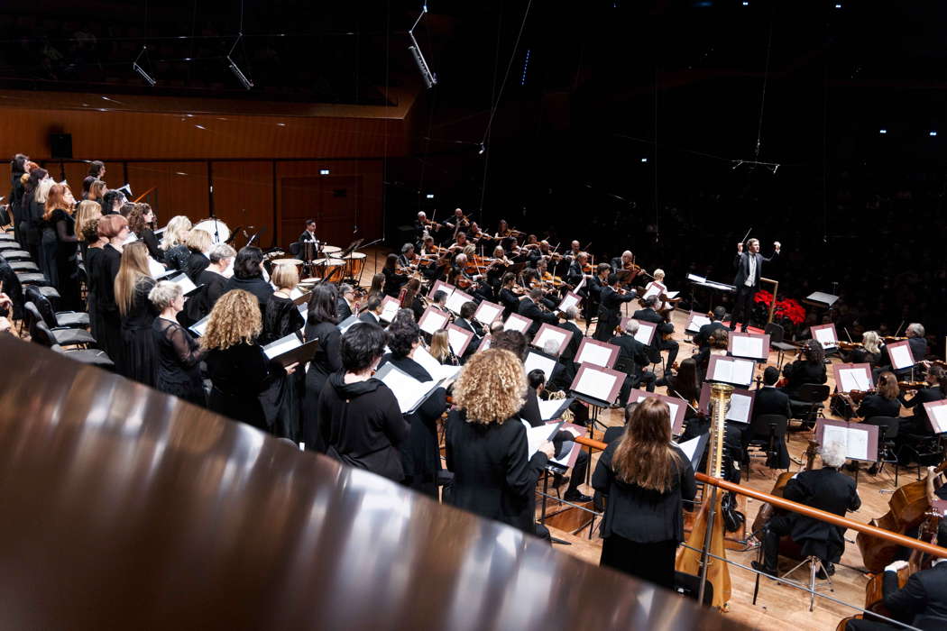 A scene from Accademia Nazionale di Santa Cecilia's presentation of Tchaikovsky's 'Snegurčka'. Photo © 2022 Riccardo Musacchio