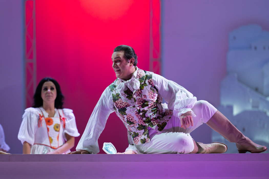 John Osborn as Nemorino in Donizetti's 'L'elisir d'amore' at Teatro dell'Opera di Roma. Photo © 2023 Fabrizio Sansoni