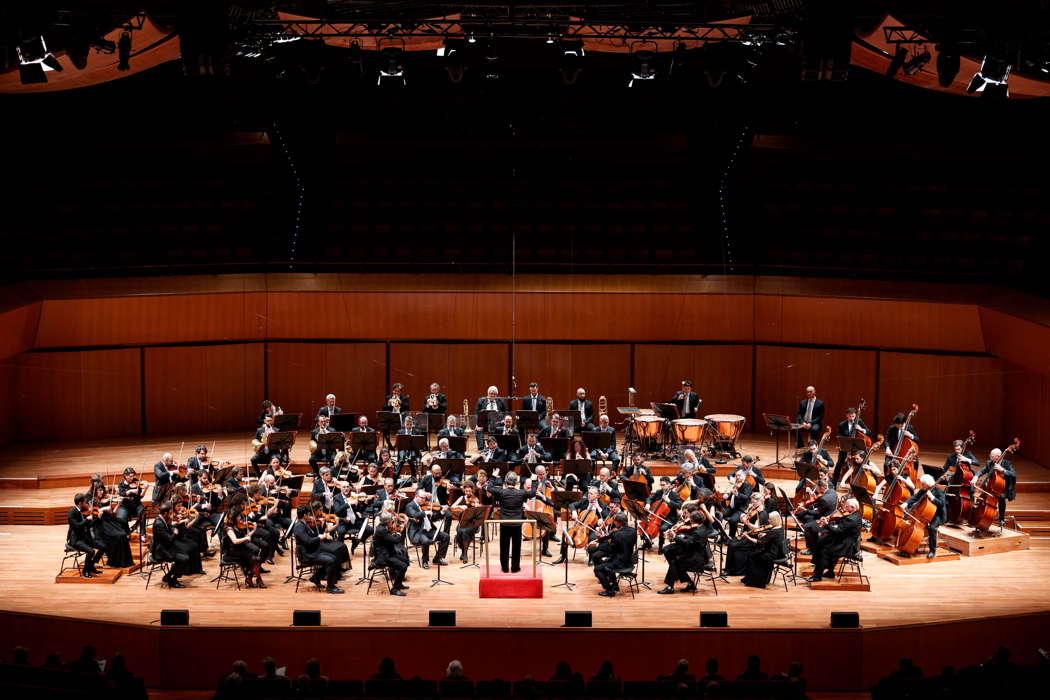 Myung-whun Chung conducting the Orchestra dell'Accademia Nazionale di Santa Cecilia in Brahms. Photo © 2023 Riccardo Musacchio