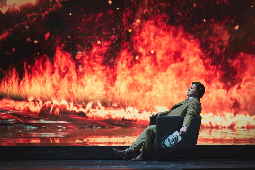 Daniel Brenna as Mephistopheles in Busoni's 'Doktor Faust' in Florence. Photo © 2023 Michele Monasta
