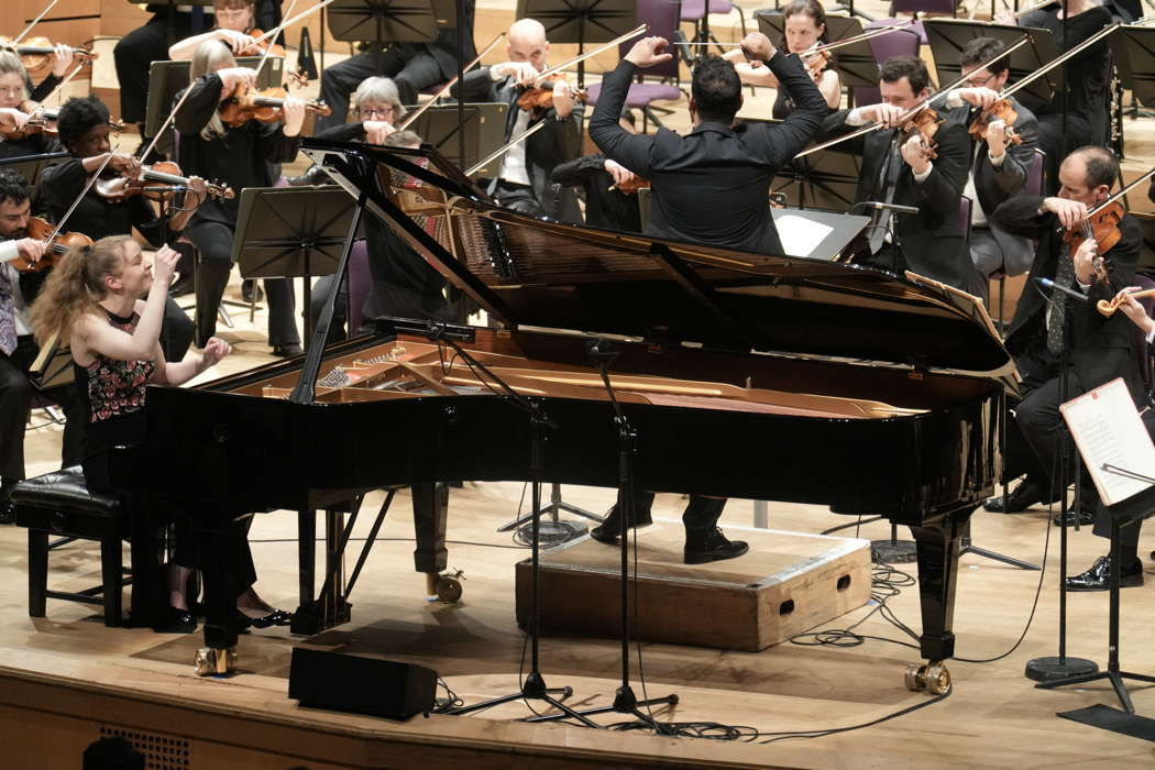 Elisabeth Brauss playing Grieg's Piano Concerto with Alpesh Chauhan and the Hallé Orchestra at Nottingham Royal Concert Hall on 27 January 2023