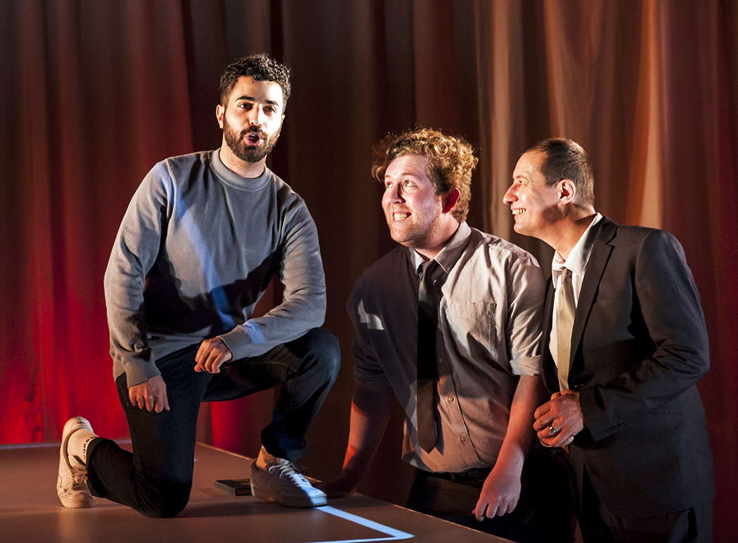 Narciso (Hamish McLaren) and Pallante (Gheorghe Palcu) listen rapt to Eliran Kadussi (the other cast's Ottone). Photo © 2023 Laurent Compagnon