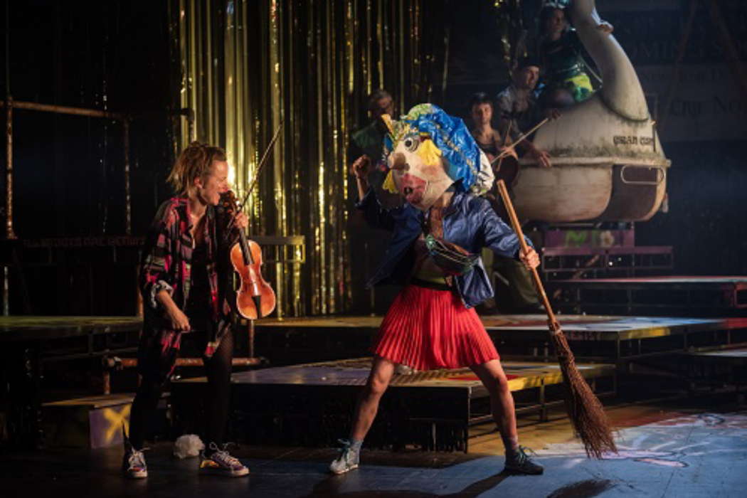 Instruments and actors intertwine onstage in Purcell's 'The Fairy Queen' at Longborough. Photo © 2023 Matthew Williams-Ellis