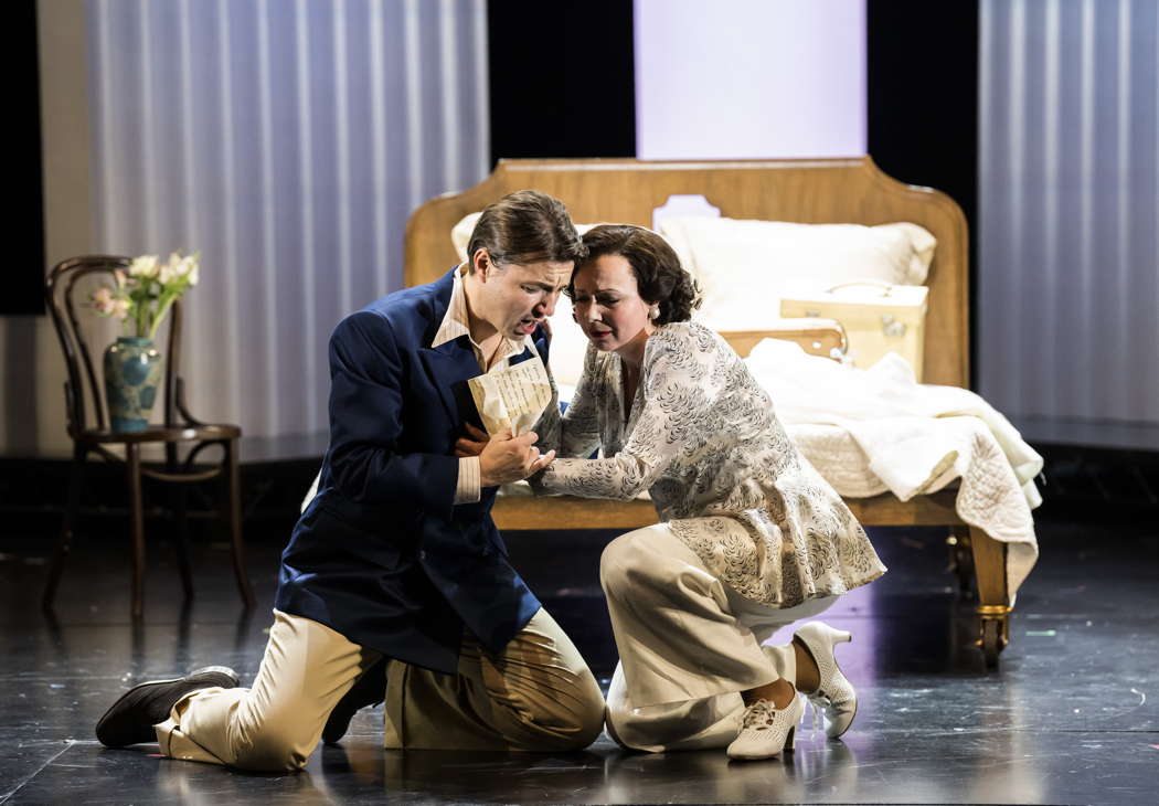 Sébastien Guèze as Ruggero and Galina Averina as Magda in Opera North's production of Puccini's 'La Rondine'. Photo © 2023 Tristram Kenton