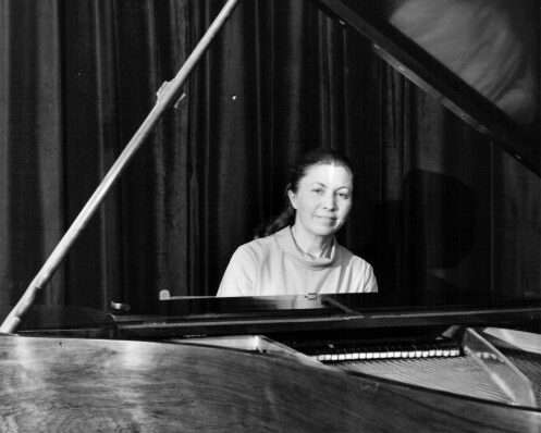 Renna Manduell (1931-2024)
