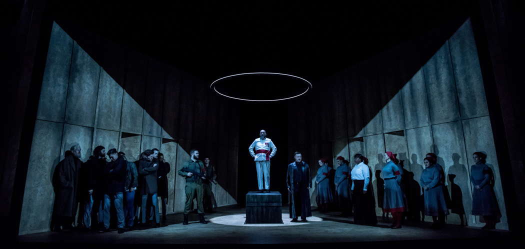 The full cast of the Buxton Festival production of Verdi's 'Ernani' with André Heyboer as Don Carlo (centre). Photo © 2024 Genevieve Girling