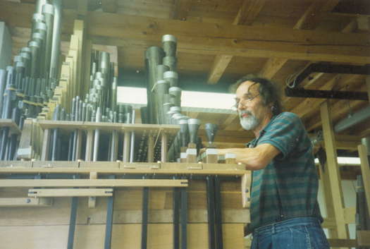 Jürgen Ahrend (1957-2024) in his workshop