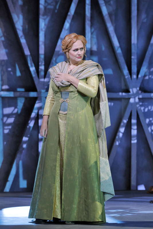 Anja Kampe as Isolde. Photo © 2024 Cory Weaver