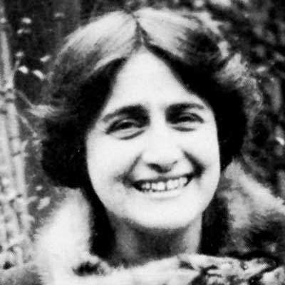 Myra Hess in circa 1925